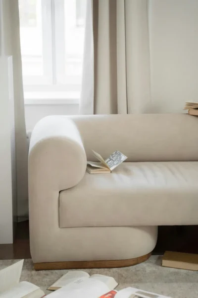 Sillón Tapizado en Lino Beige